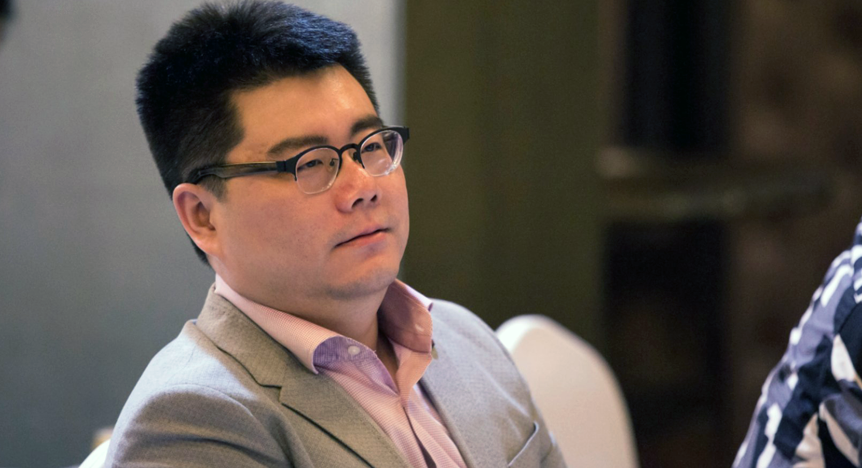 "以人为本,产业报国"